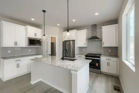 13401 Finnhorse Street Parker CO 80134