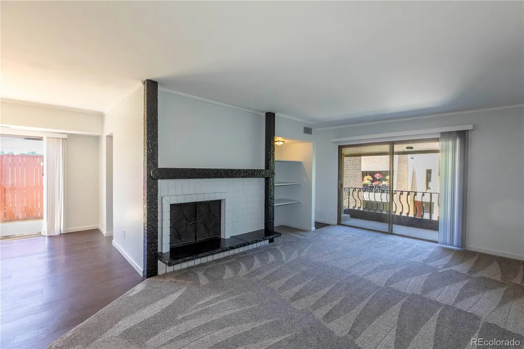 5882 E Ithaca Place Denver CO 80237