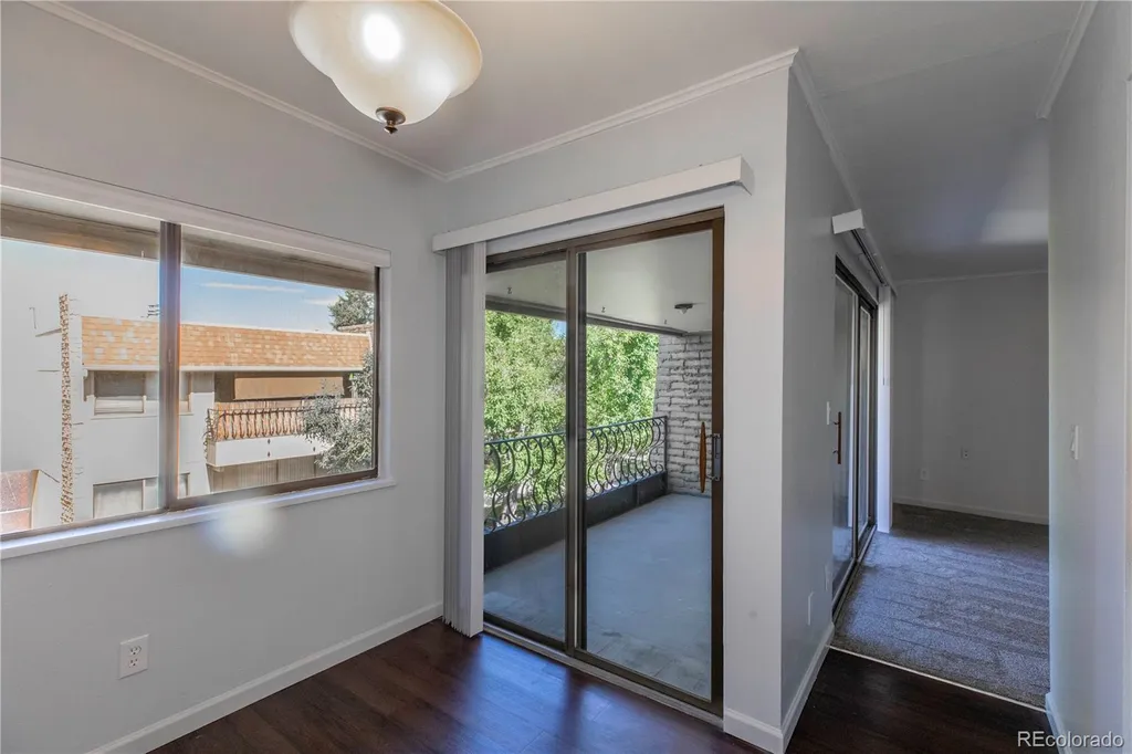 5882 E Ithaca Place Denver CO 80237
