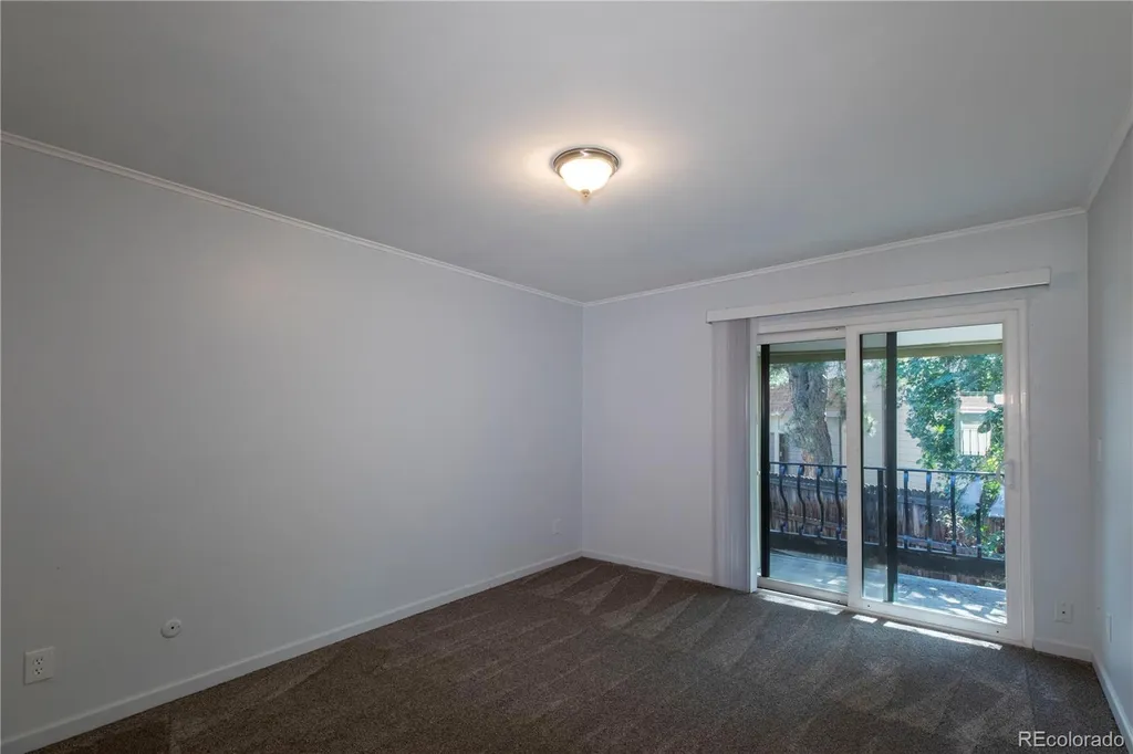 5882 E Ithaca Place Denver CO 80237