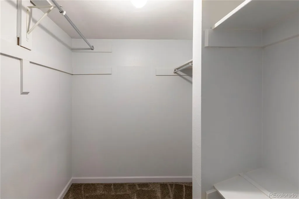 5882 E Ithaca Place Denver CO 80237
