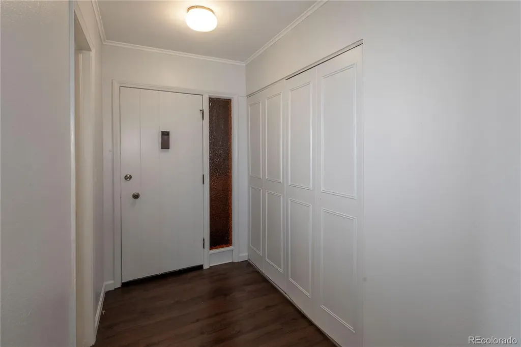 5882 E Ithaca Place Denver CO 80237