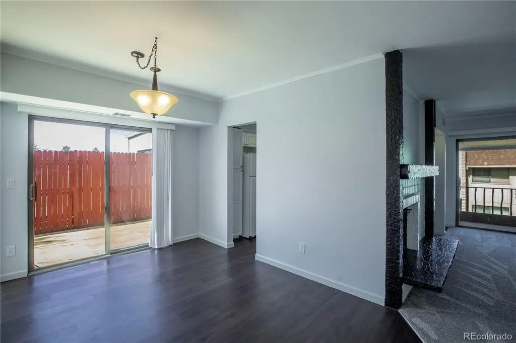 5882 E Ithaca Place Denver CO 80237