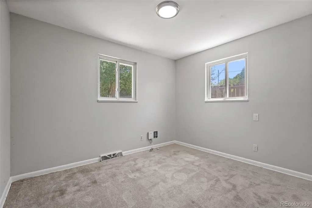 920 Newton Street Denver CO 80204
