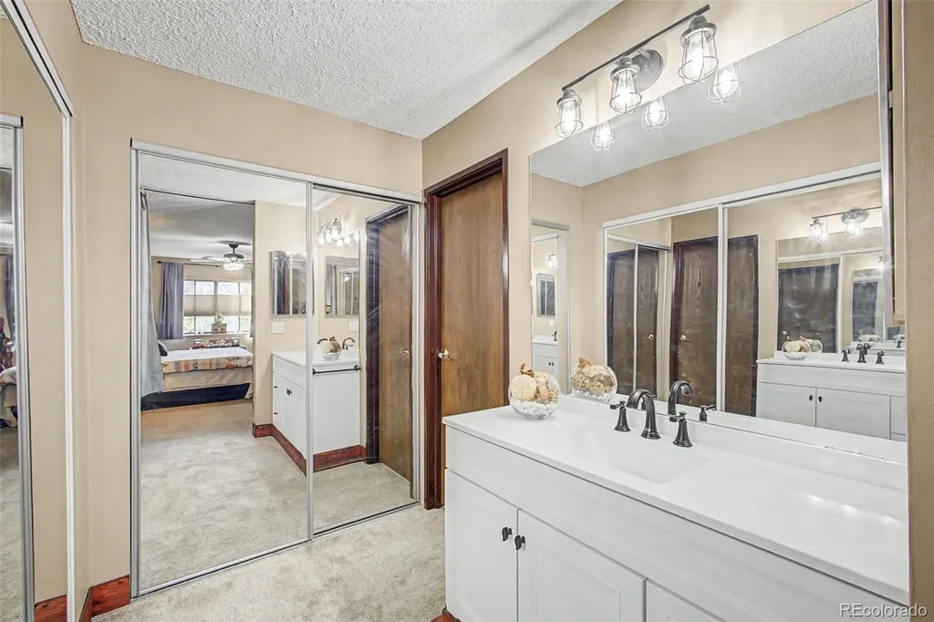 14000 E Linvale Place Aurora CO 80014