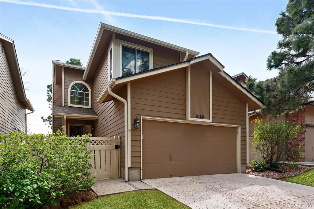 2060 E Phillips Lane Centennial CO 80122