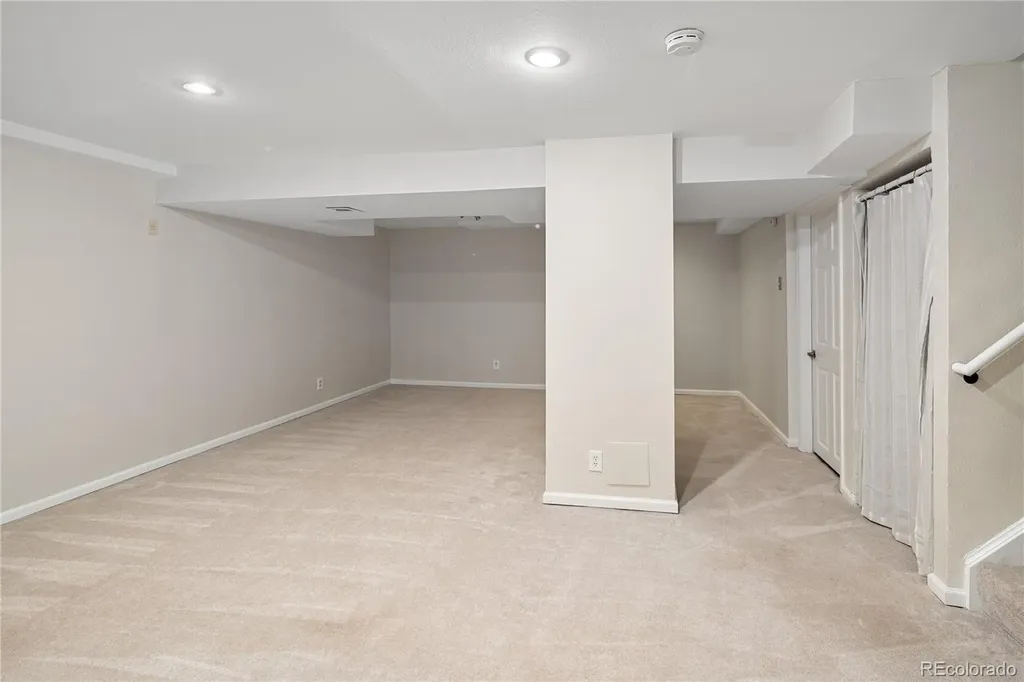 2060 E Phillips Lane Centennial CO 80122