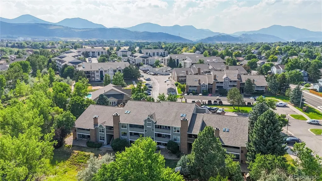 12024 W Cross Drive Littleton CO 80127