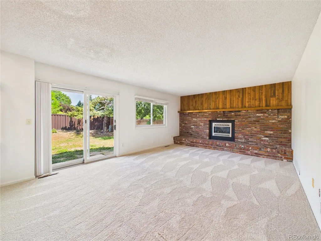 5572 S Zeno Court Centennial CO 80015