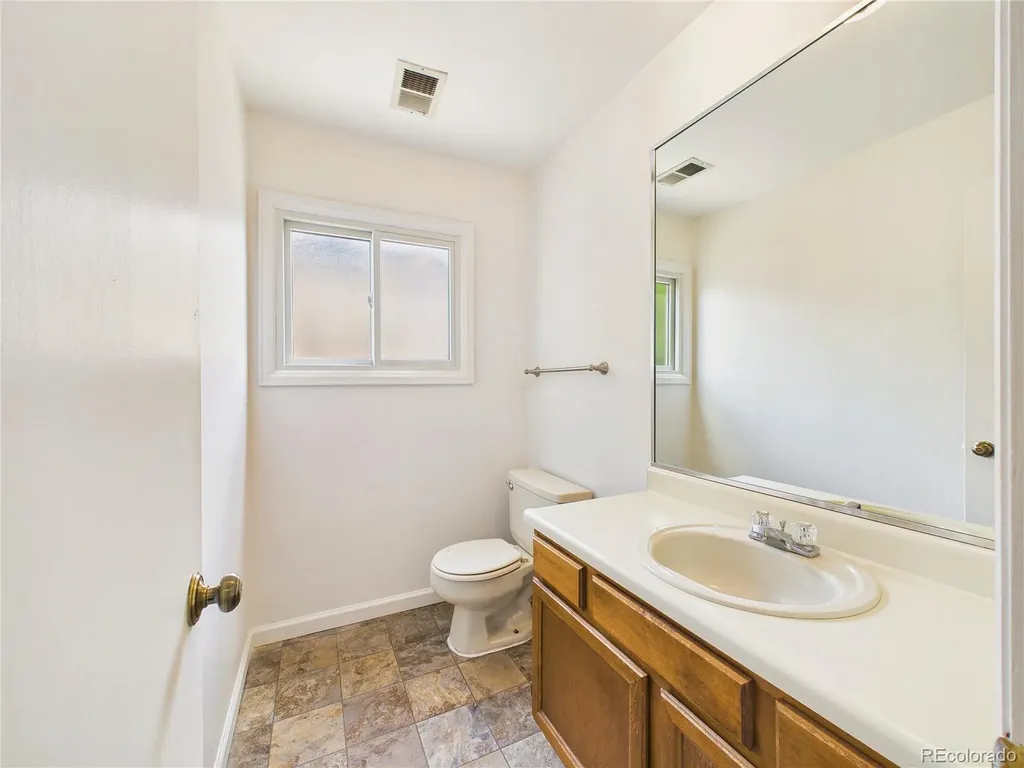 5572 S Zeno Court Centennial CO 80015