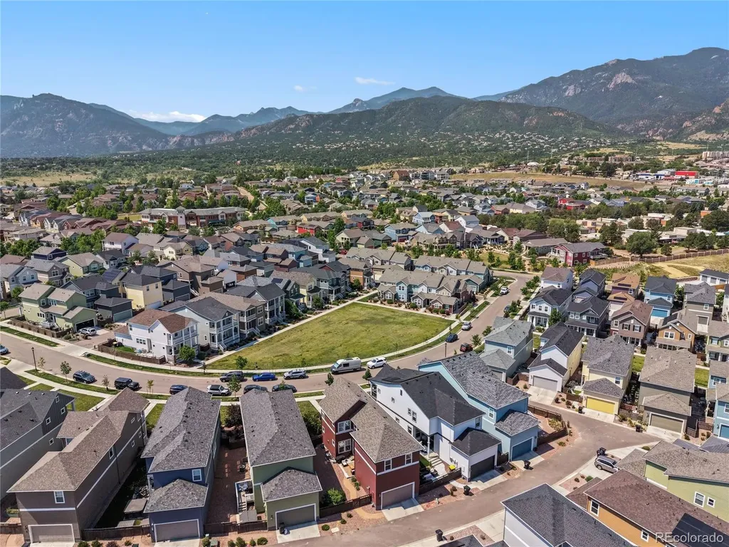 84 Mayflower Park Place Colorado Springs CO 80905