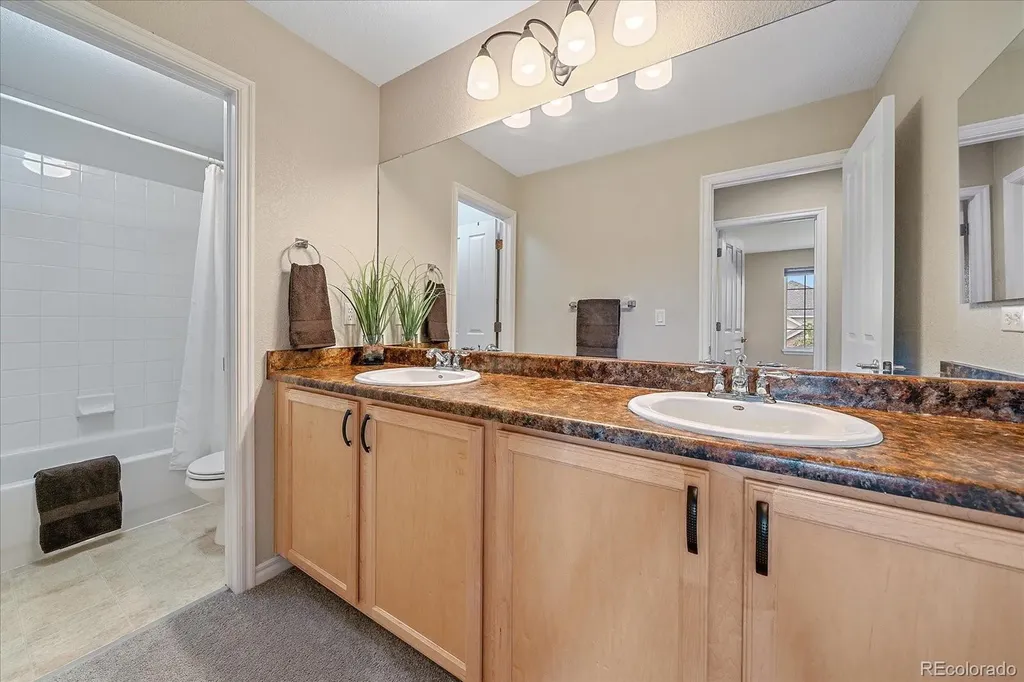10876 Heatherton Street Highlands Ranch CO 80130