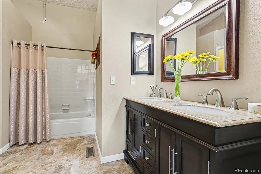 8452 Robb Circle Arvada CO 80005