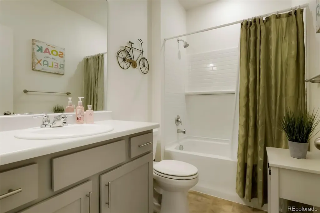4155 Limestone Avenue Longmont CO 80504