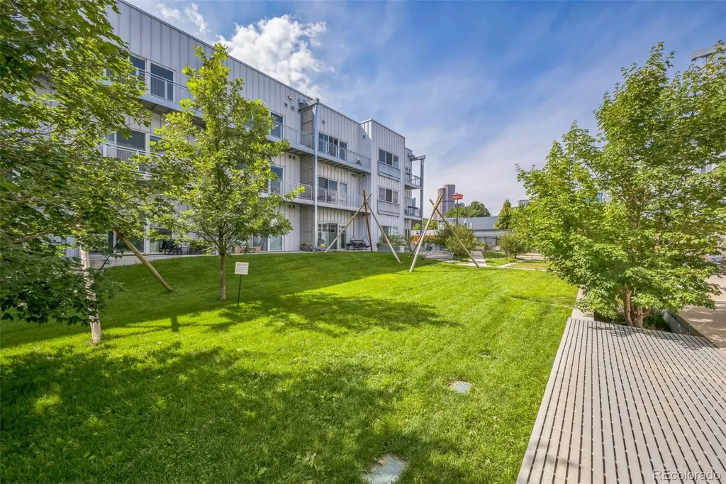 2525 Arapahoe Street Denver CO 80205