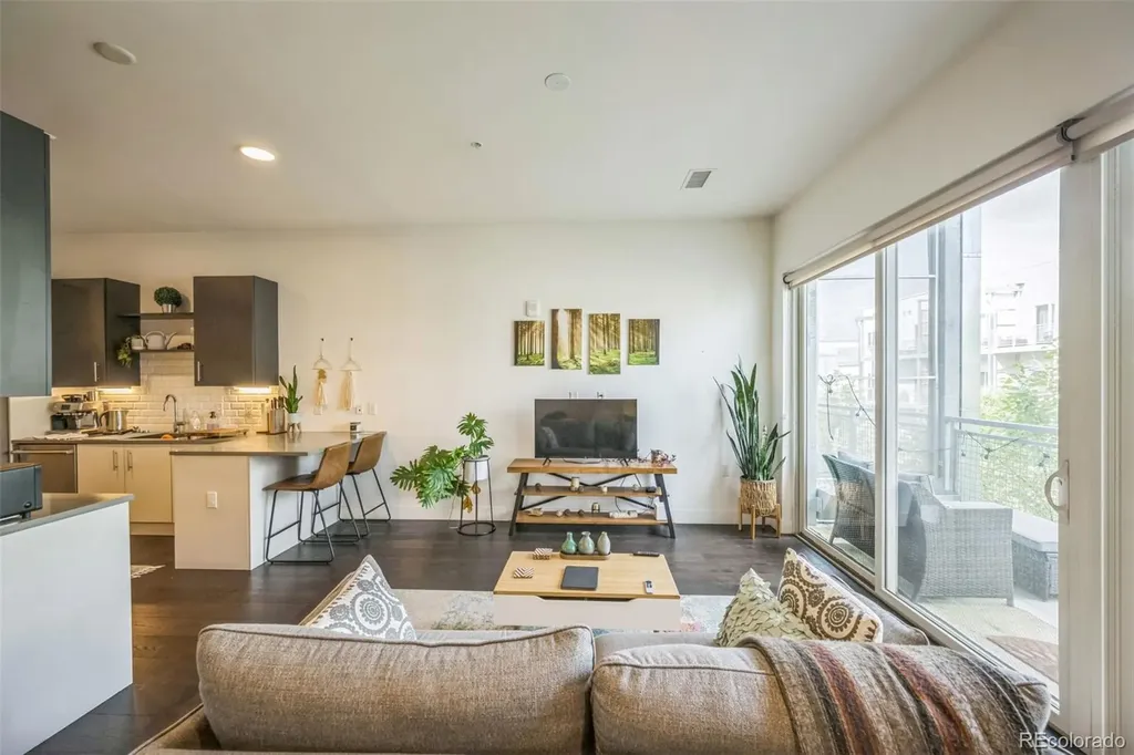 2525 Arapahoe Street Denver CO 80205