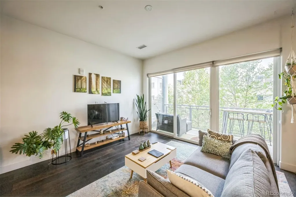 2525 Arapahoe Street Denver CO 80205