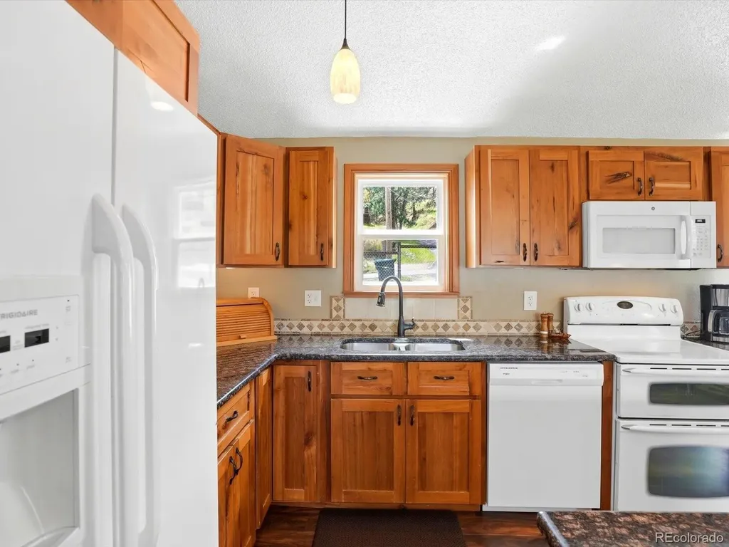 26197 S End Road Kittredge CO 80457