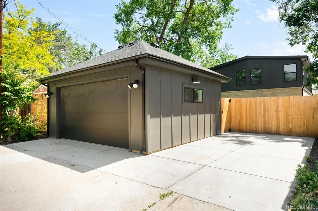 4131 Wyandot Street Denver CO 80211