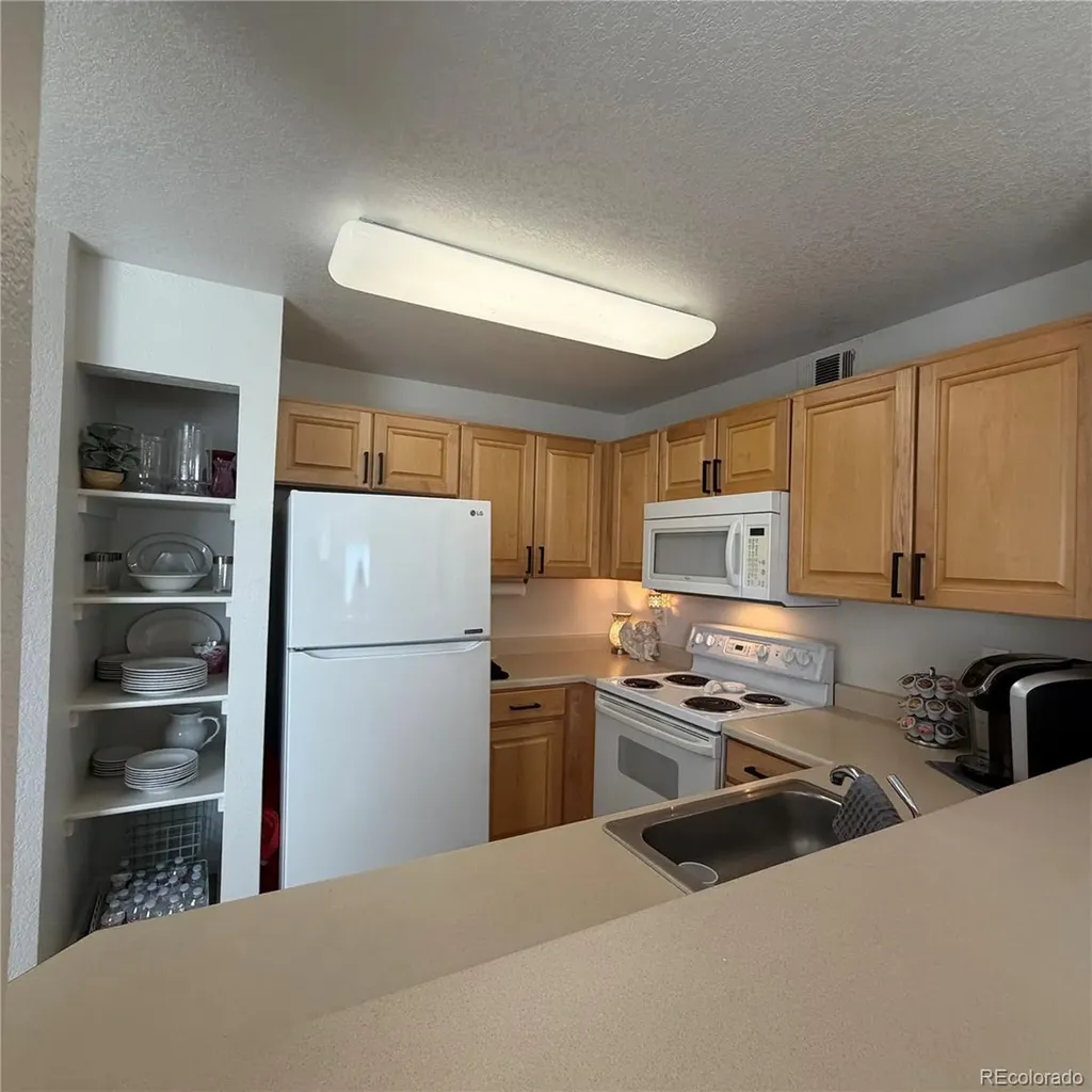 6001 S Yosemite Street Greenwood Village CO 80111