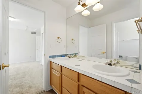 24725 E Gunnison Drive Aurora CO 80018
