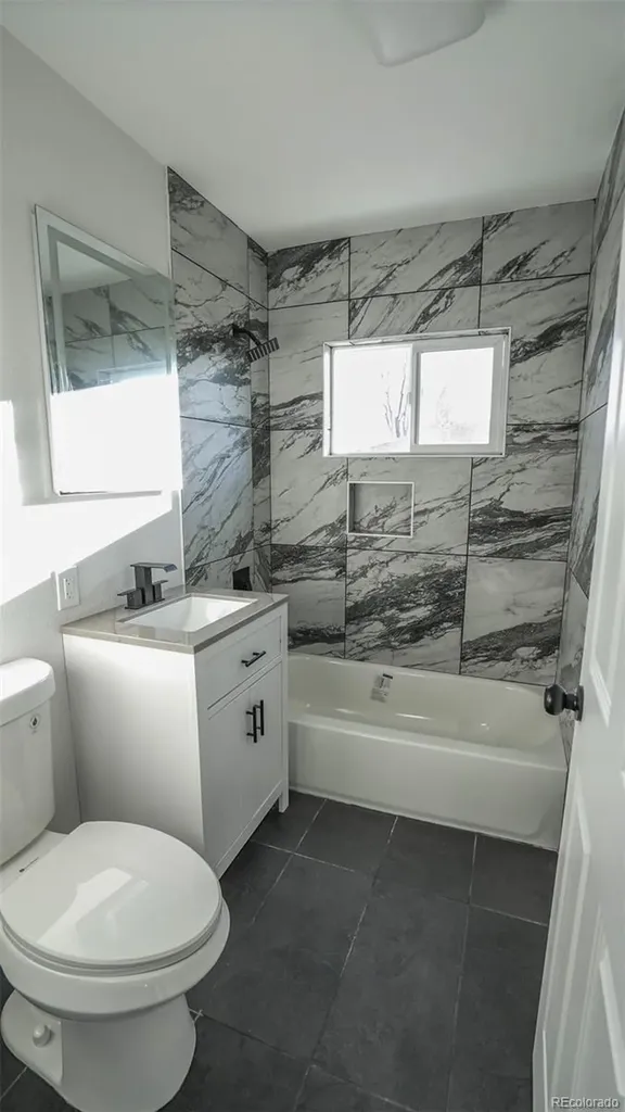 4082 W Eastman Avenue Denver CO 80236