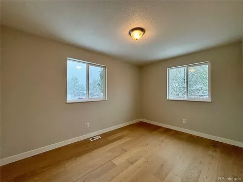 5564 Xapary Way Denver CO 80239