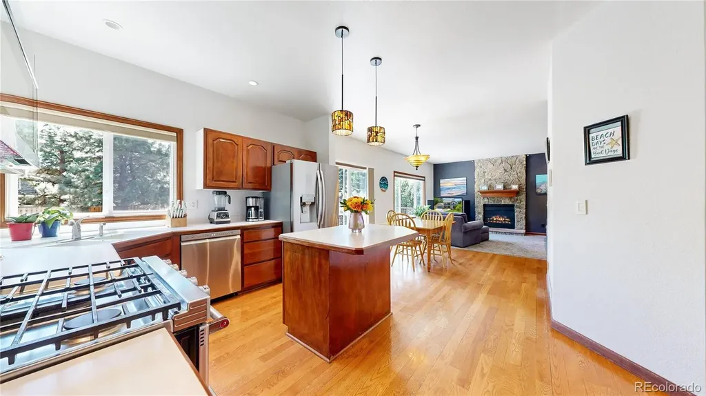 16482 W 55th Place Golden CO 80403