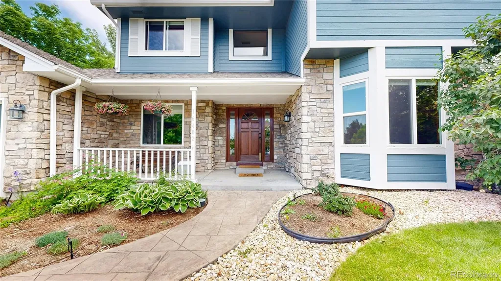 16482 W 55th Place Golden CO 80403