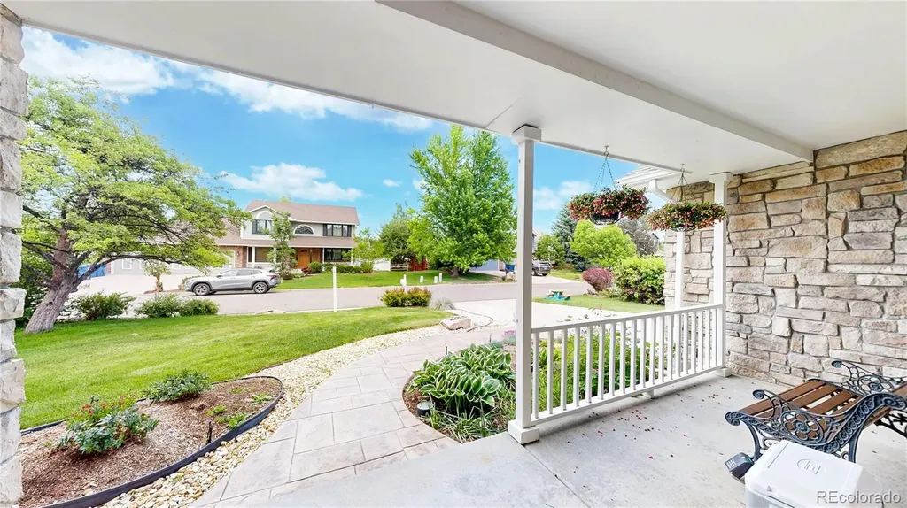 16482 W 55th Place Golden CO 80403