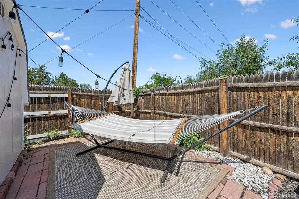 502 Tucson Street Aurora CO 80011