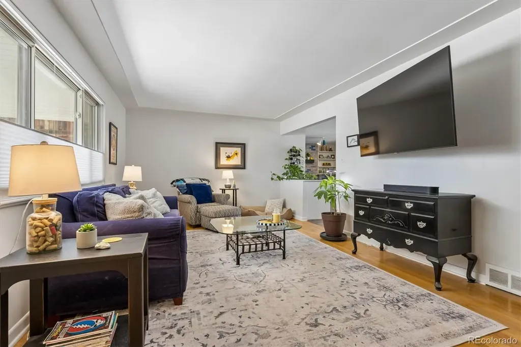 502 Tucson Street Aurora CO 80011