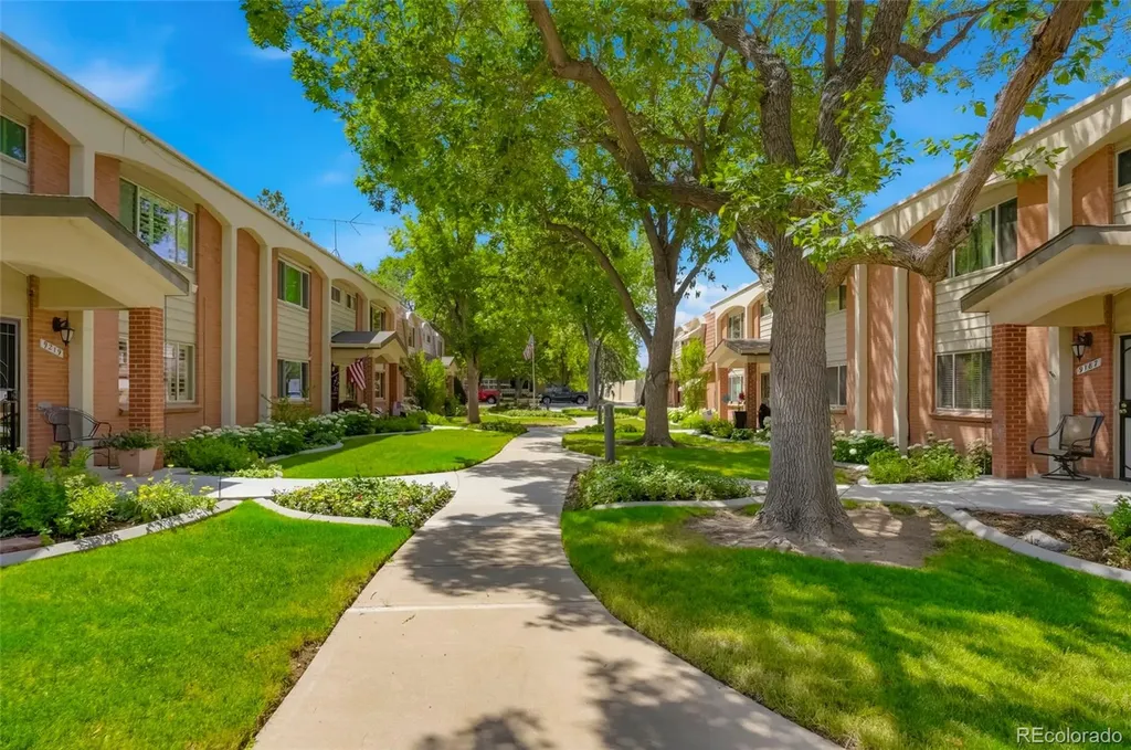 9207 E Center Avenue Denver CO 80247
