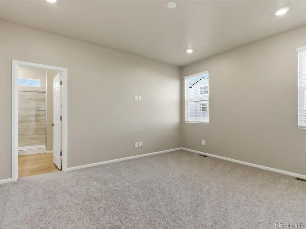 8906 Rifle Street Commerce City CO 80022