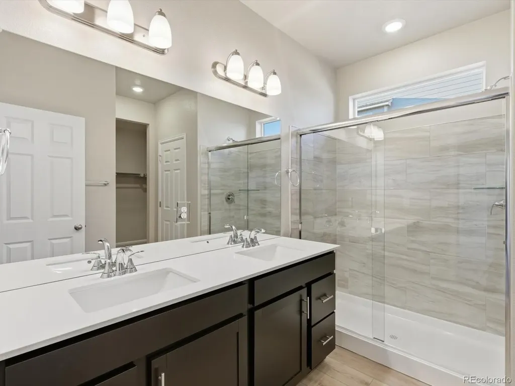 8906 Rifle Street Commerce City CO 80022