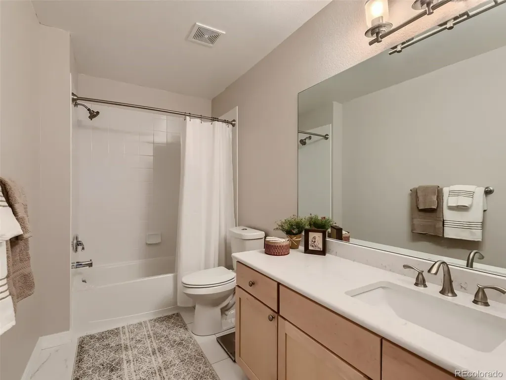 13900 Lake Song Lane Broomfield CO 80023