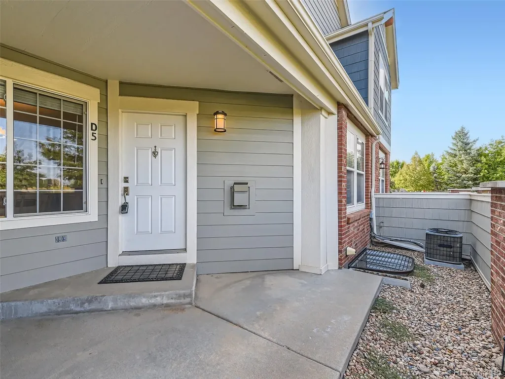 13900 Lake Song Lane Broomfield CO 80023