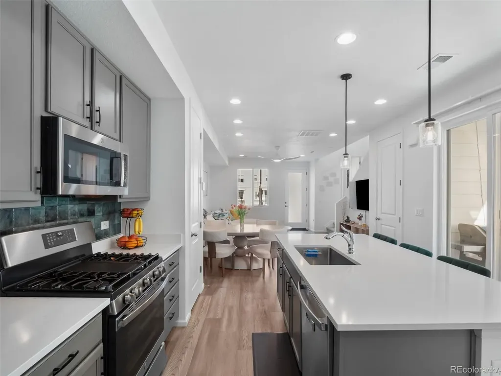 27436 E Archer Avenue Aurora CO 80018