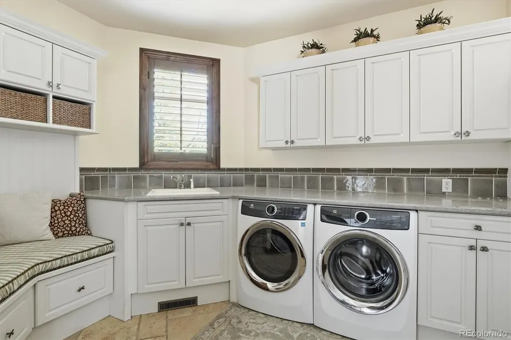 4053 E Iris Court Greenwood Village CO 80121