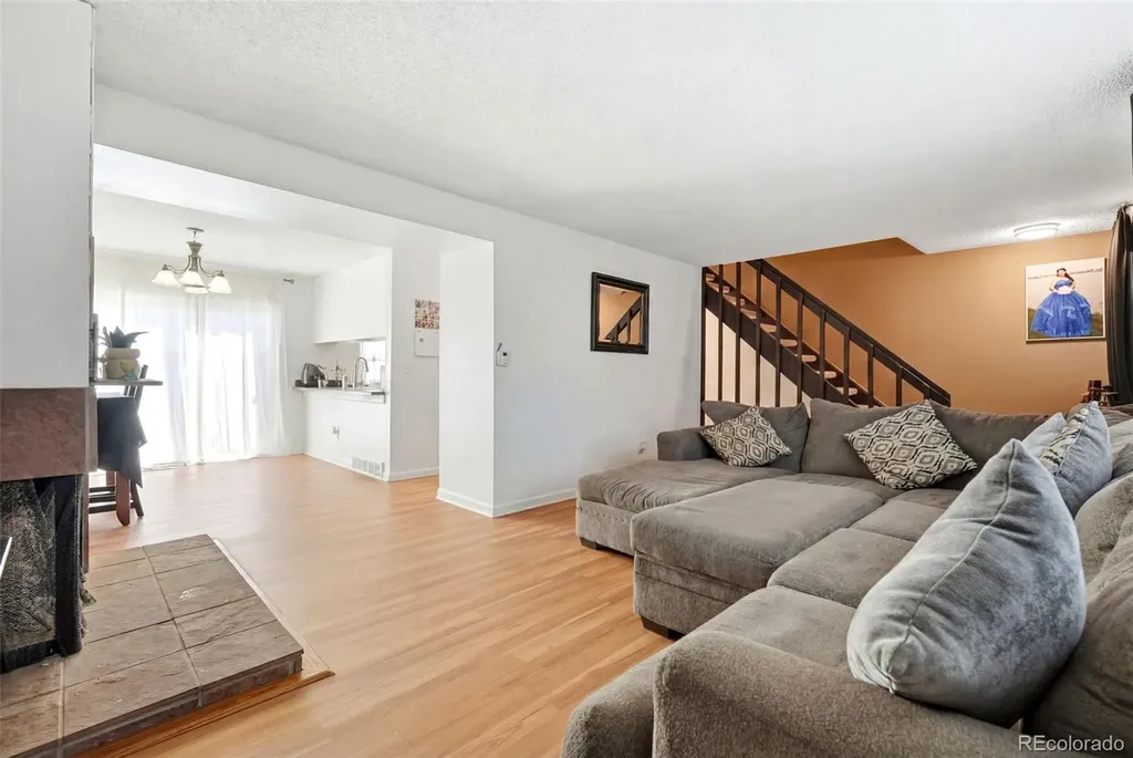 3747 S Granby Way Aurora CO 80014