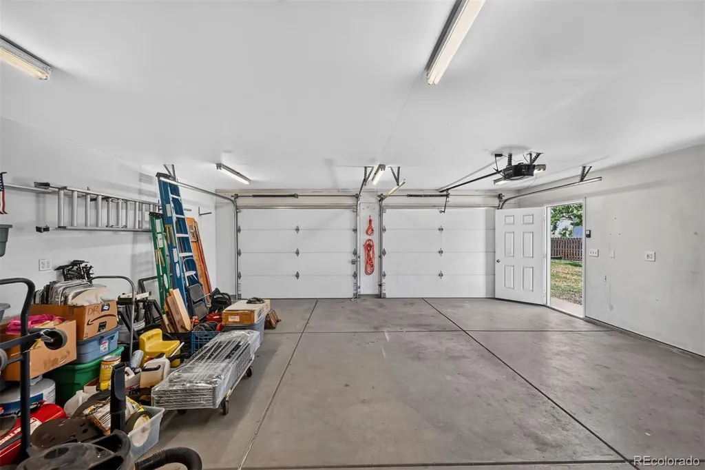 9605 Damon Drive Denver CO 80260