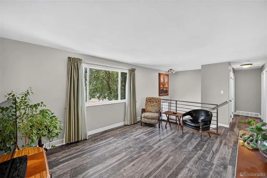 9605 Damon Drive Denver CO 80260