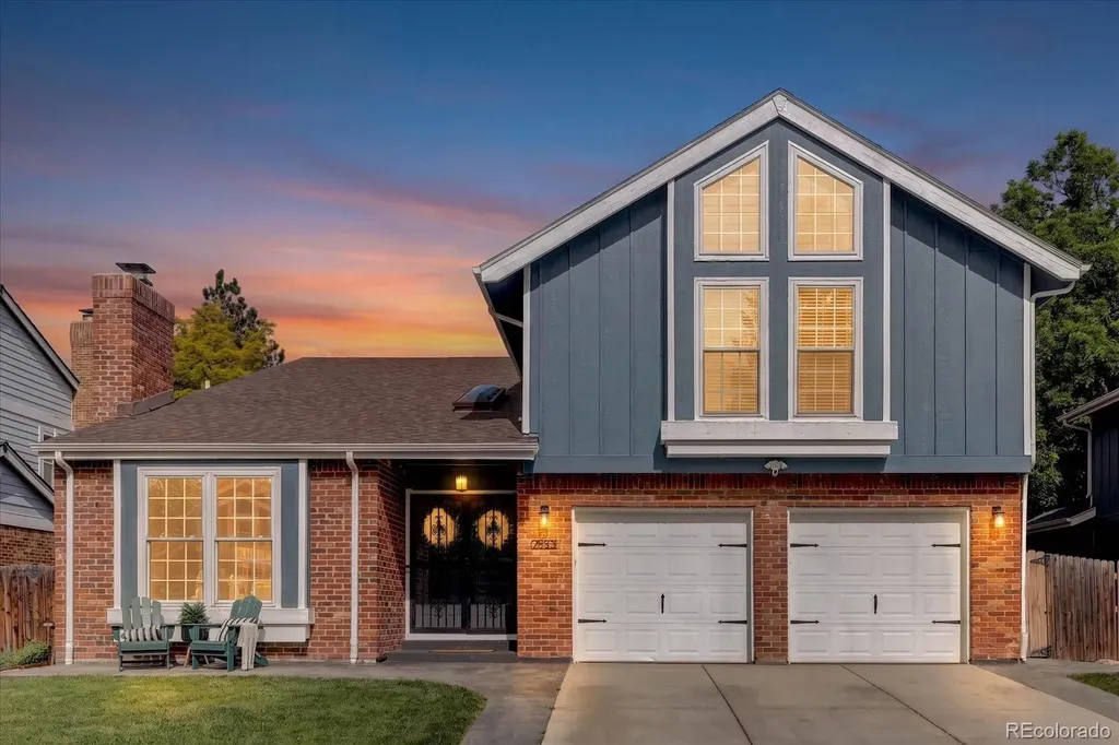 7643 Sunshine Peak Littleton CO 80127