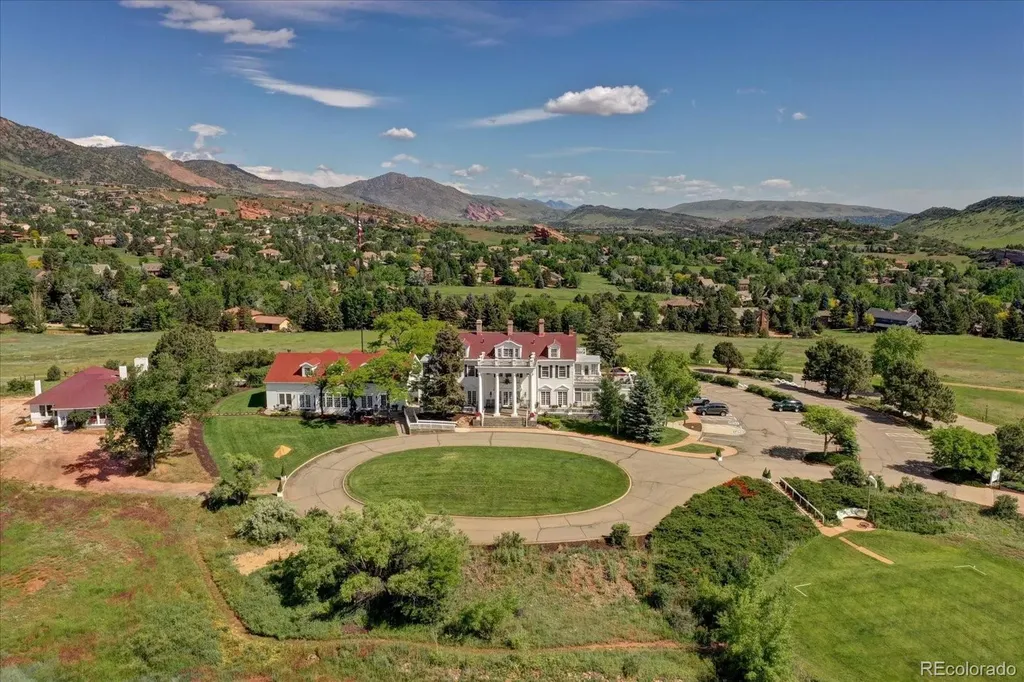 7643 Sunshine Peak Littleton CO 80127