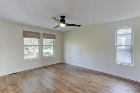 7643 Sunshine Peak Littleton CO 80127