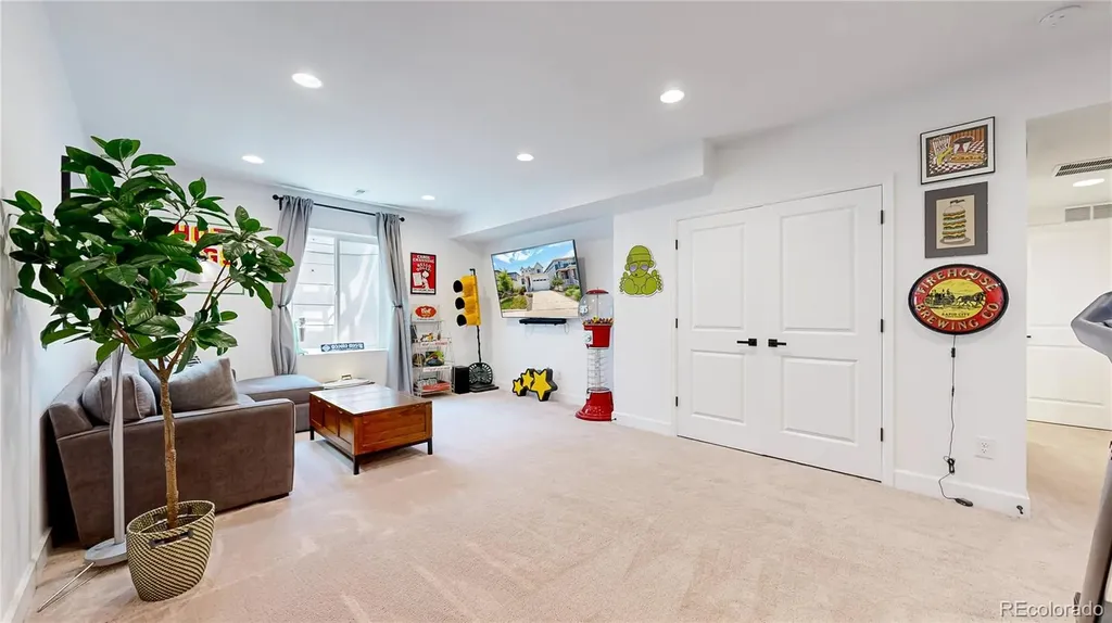 7978 Adams Fork Avenue Littleton CO 80125