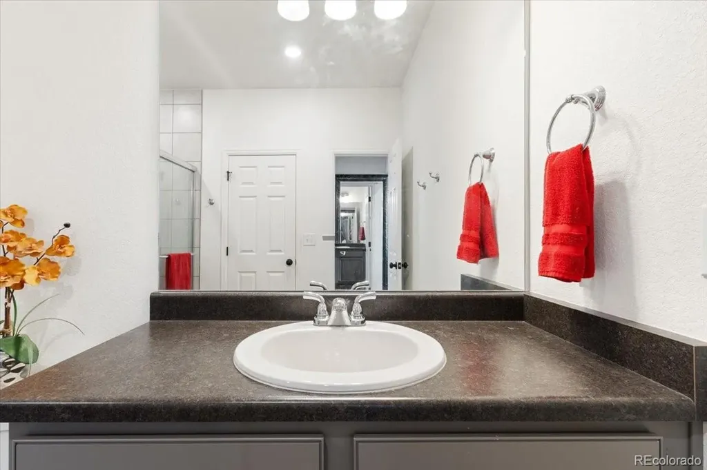 4570 N Quemoy Street Aurora CO 80019