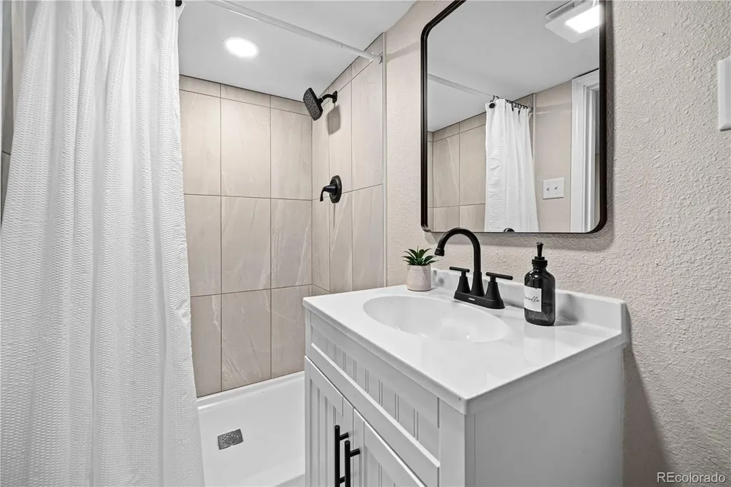 324 W Grant Avenue Pueblo CO 81004