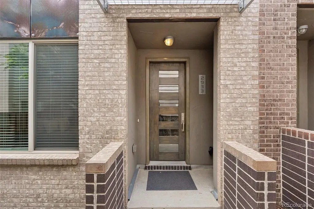 2933 Umatilla Street Denver CO 80211