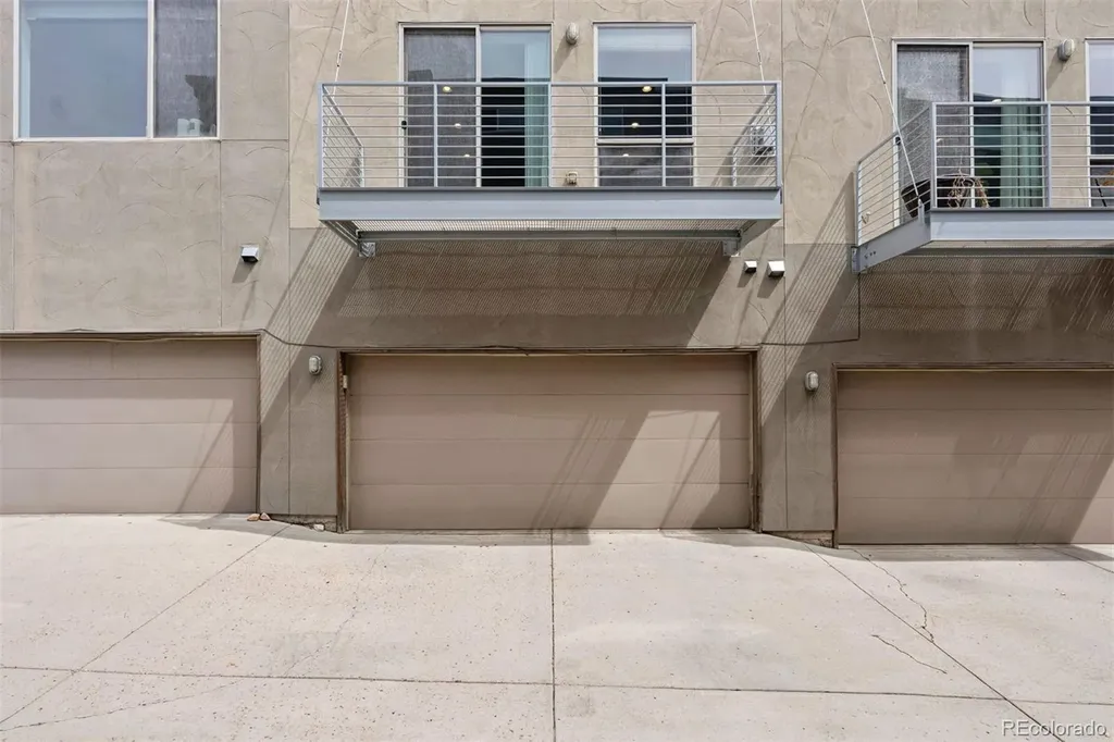 2933 Umatilla Street Denver CO 80211